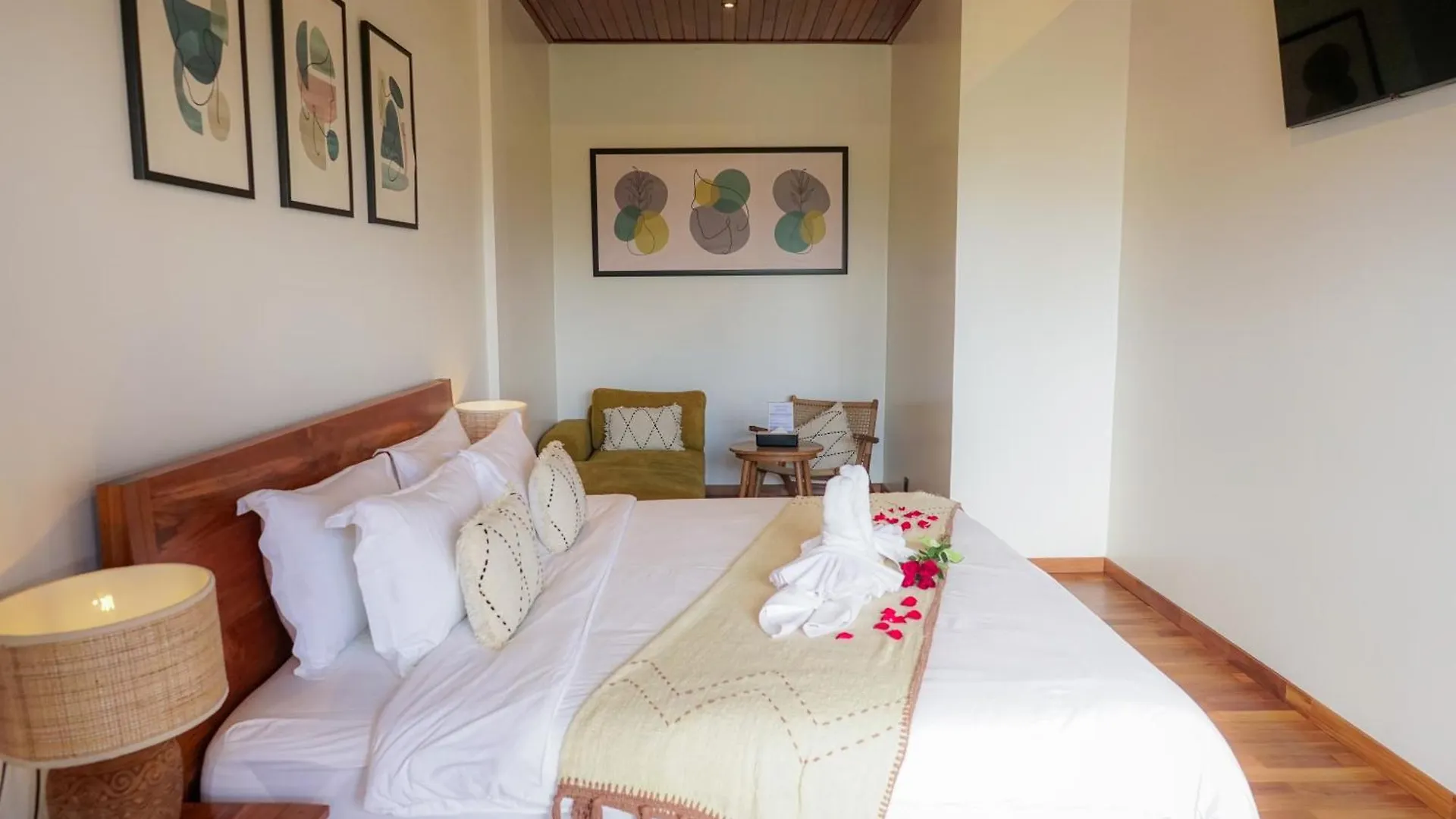 Bed & Breakfast Tropical Beach House Bali Seminyak