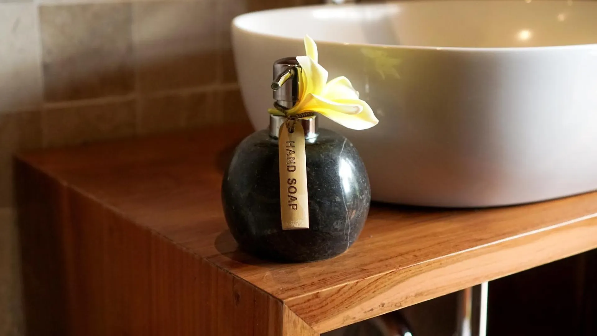 Tropical Beach House Bali Seminyak