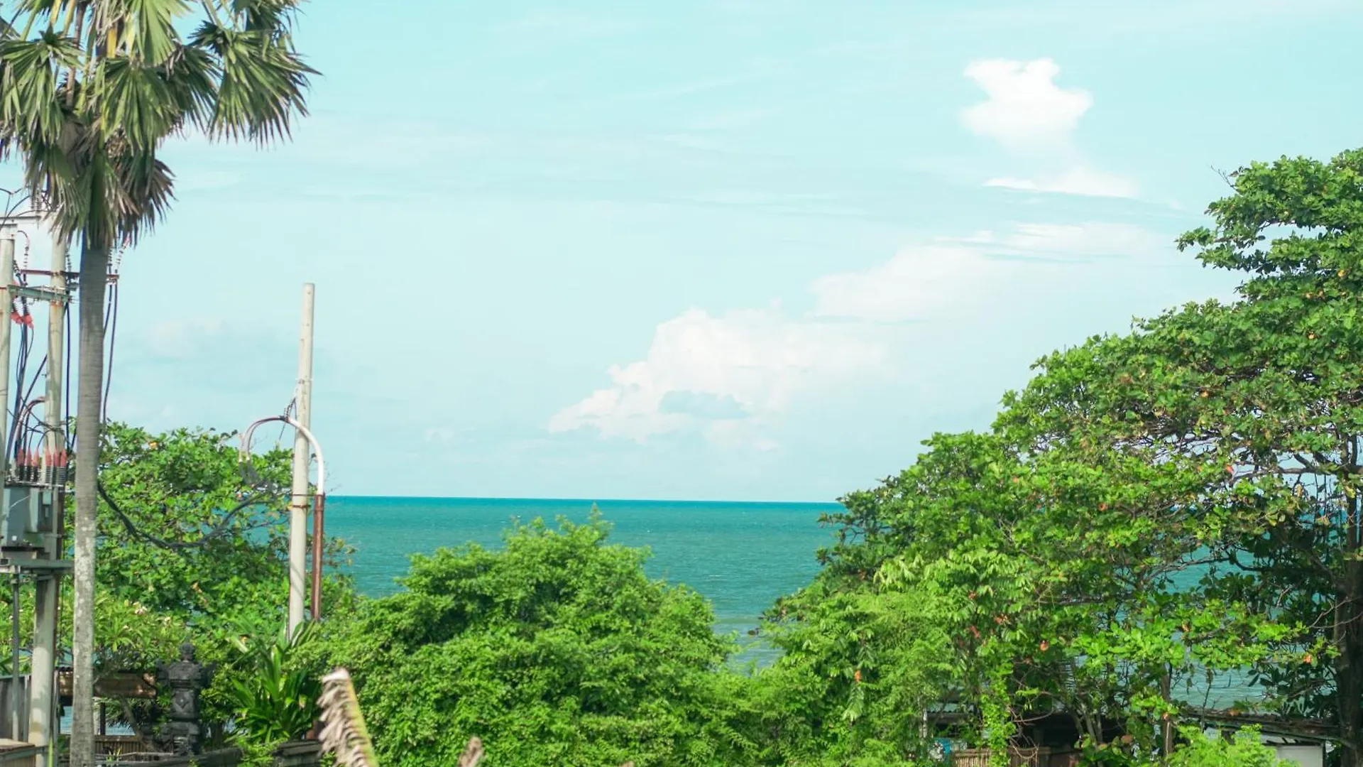 Bed & Breakfast Tropical Beach House Bali Seminyak  Indonesia